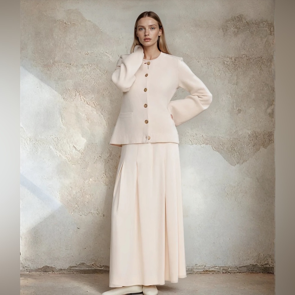 Jenni Kayne Cooper Wool Cashmere Blend Cardigan in Warm Ivory - Picture 2 of 3